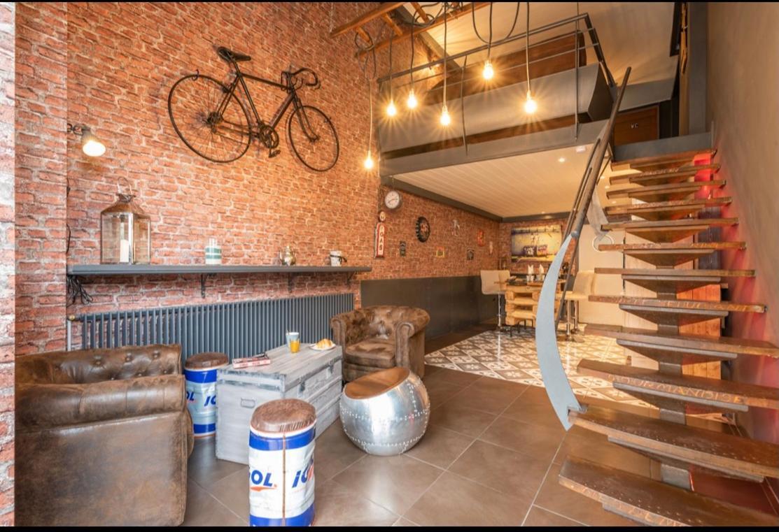 Loft industriel en centre ville Le Puy-en-Velay Eksteriør billede